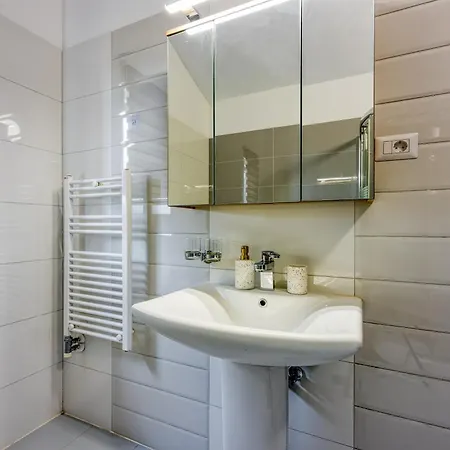 Villa -15 Min - Private Pool - Air Con - Bbq - Kontesici 13 Marasi