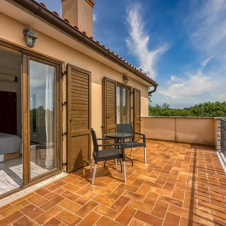 -15 Min - Private Pool - Air Con - Bbq - Kontesici 13 Villa