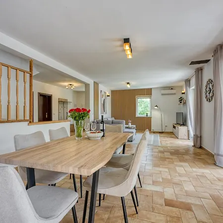-15 Min - Private Pool - Air Con - Bbq - Kontesici 13
