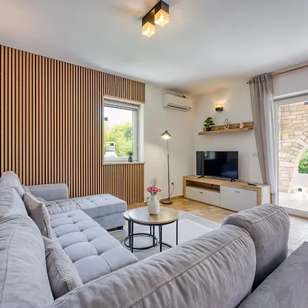 -15 Min - Private Pool - Air Con - Bbq - Kontesici 13 *
